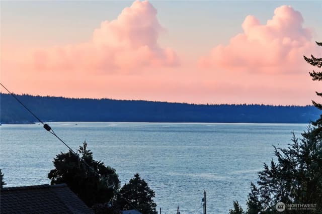 Property photo for 606 Prospect Avenue, Mukilteo photo 4