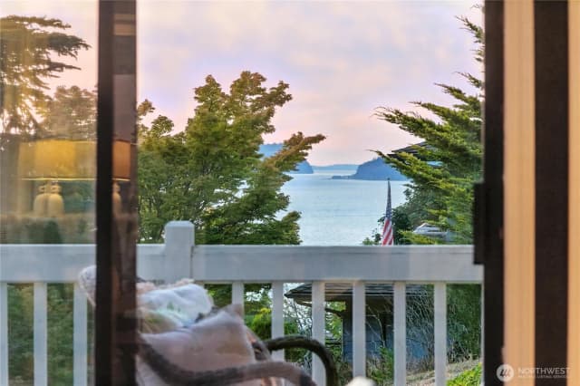 Property photo for 606 Prospect Avenue, Mukilteo photo 3
