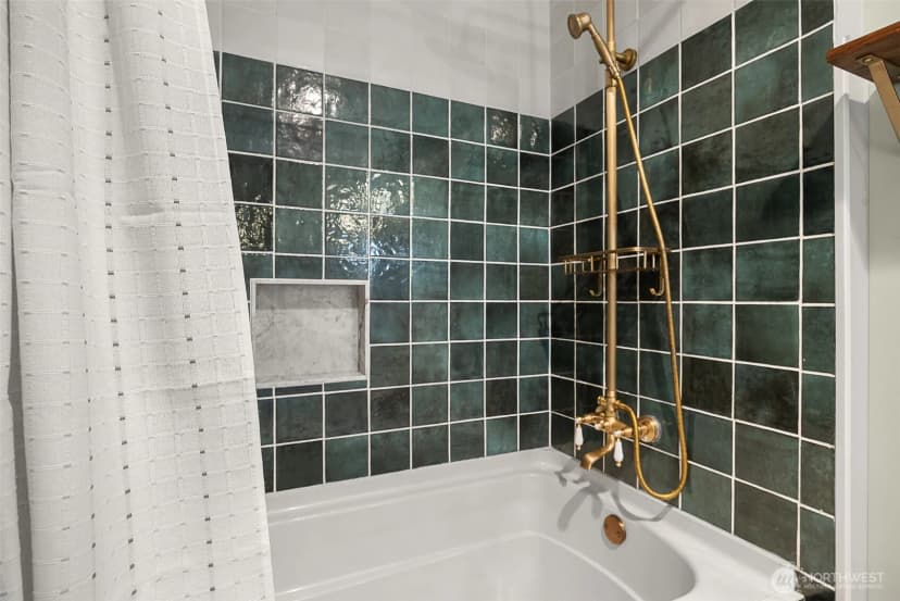 Property photo for 606 Prospect Avenue, Mukilteo photo 22