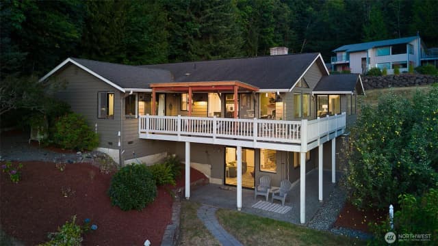 Property photo for 606 Prospect Avenue, Mukilteo photo 2