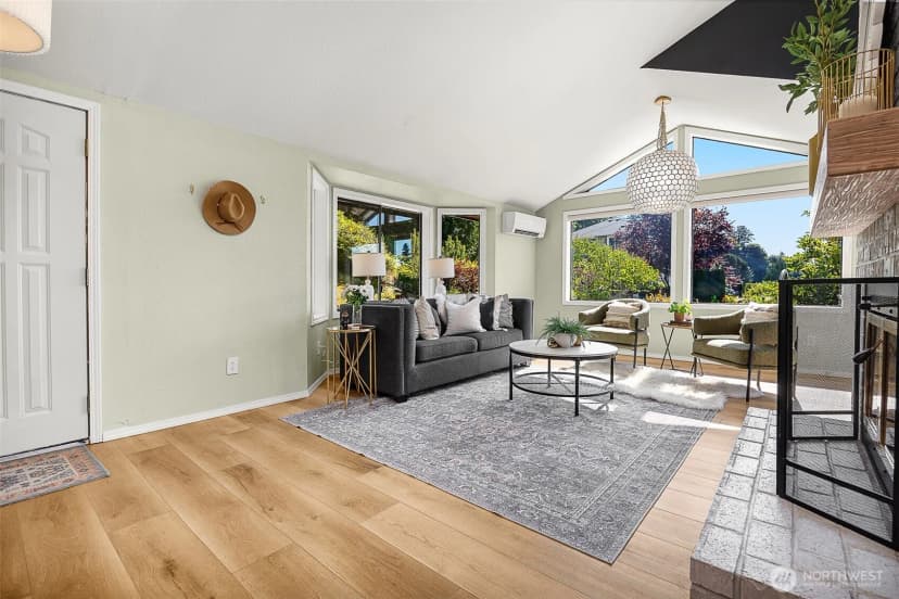 Property photo for 606 Prospect Avenue, Mukilteo photo 8