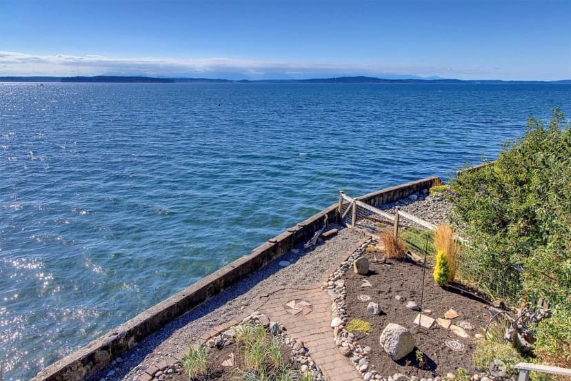 Property photo for 7163 A Beach Drive Sw, Seattle photo 26