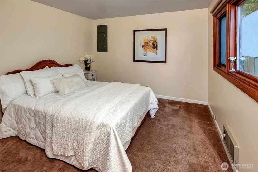 Property photo for 7163 A Beach Drive Sw, Seattle photo 20