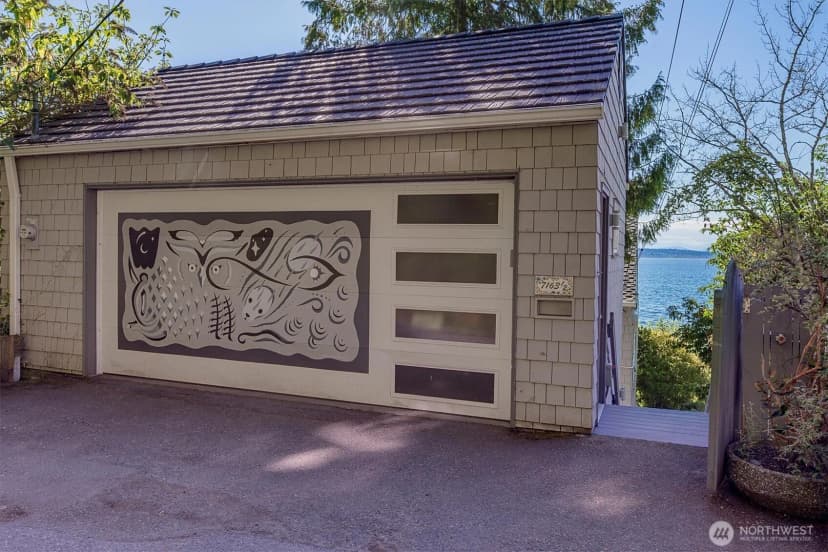Property photo for 7163 A Beach Drive Sw, Seattle photo 35