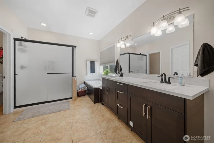 Property photo for 9066 Eagle Point Loop Road Sw, Lakewood photo 17