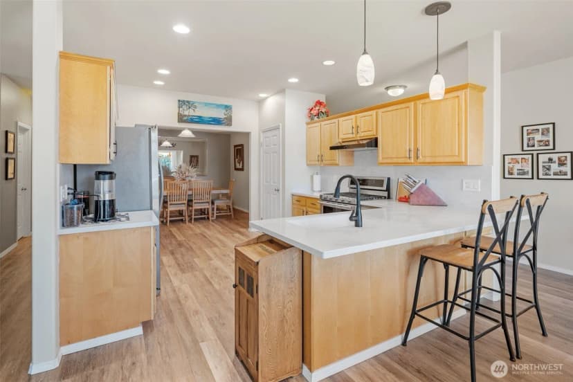 Property photo for 9066 Eagle Point Loop Road Sw, Lakewood photo 12
