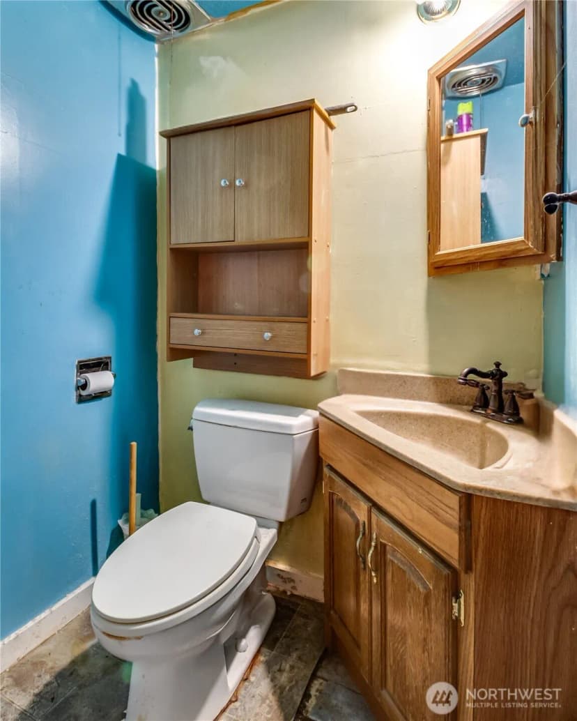 Property photo for 9817 35th Avenue Sw, Seattle photo 8