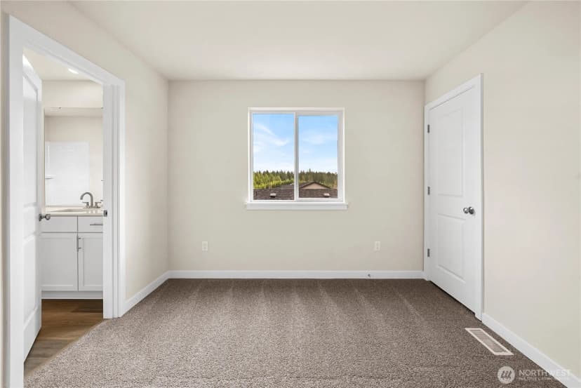 Property photo for 6001 Thornhill Avenue Sw, Port Orchard photo 21
