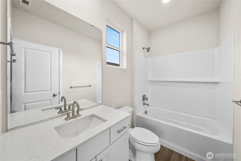 Property photo for 6001 Thornhill Avenue Sw, Port Orchard photo 19