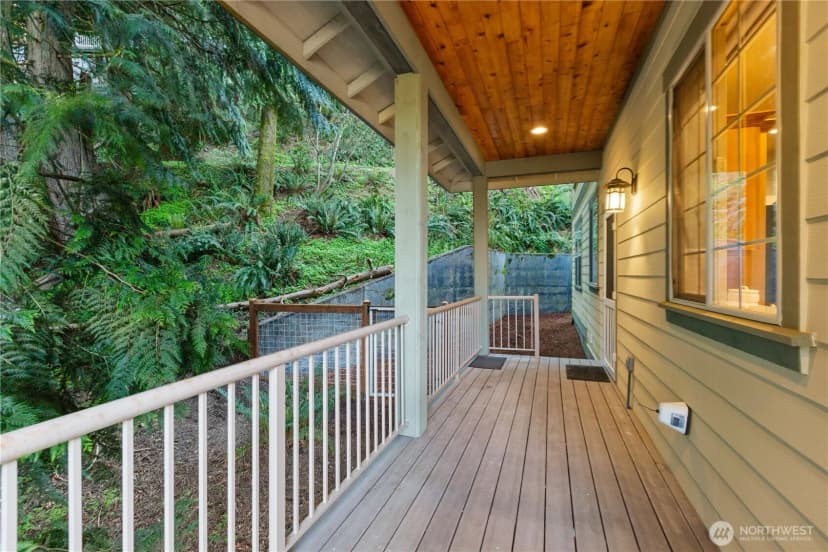 Property photo for 1 Valley View Circle, Bellingham photo 34