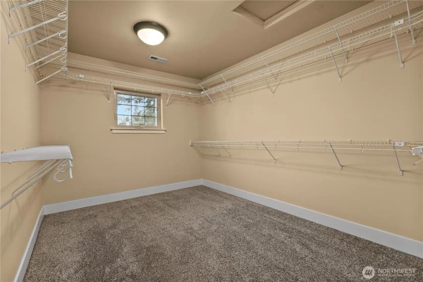 Property photo for 1 Valley View Circle, Bellingham photo 27
