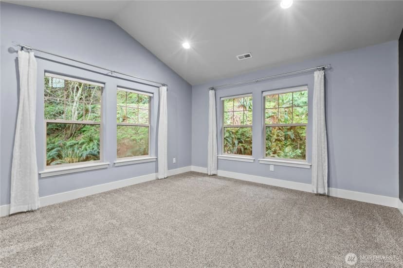 Property photo for 1 Valley View Circle, Bellingham photo 31