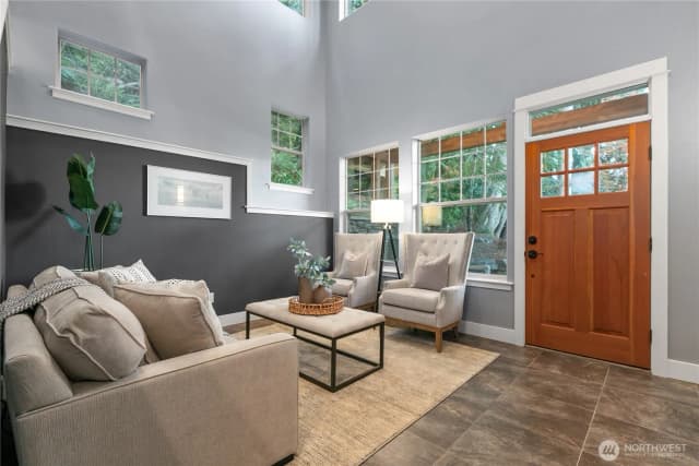 Property photo for 1 Valley View Circle, Bellingham photo 4