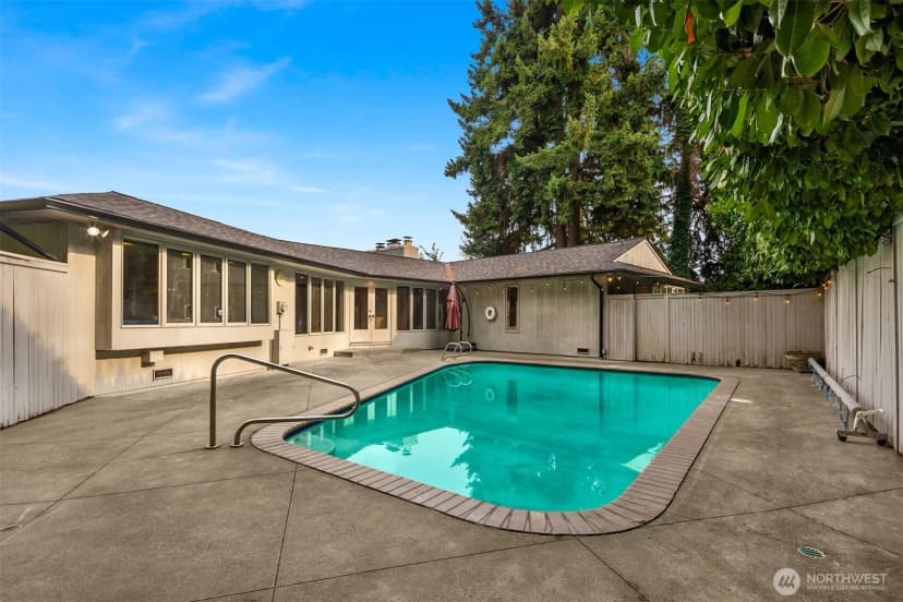 Property photo for 4802 East Mercer Way, Mercer Island photo 30