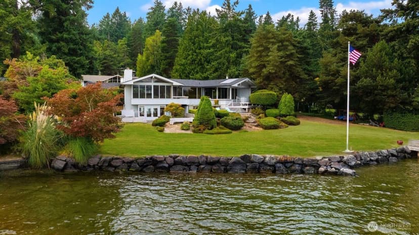 Property photo for 4802 East Mercer Way, Mercer Island photo 3