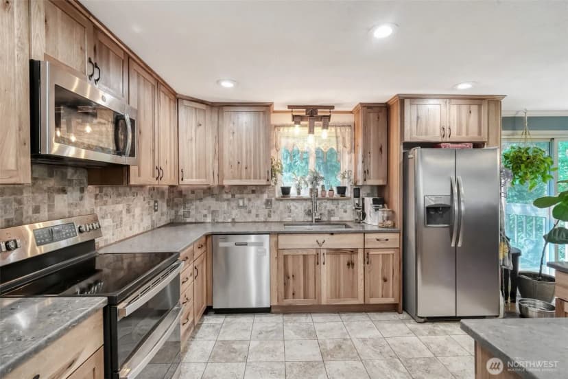 Property photo for 8722 Dolly Madison Street Sw, Lakewood photo 13
