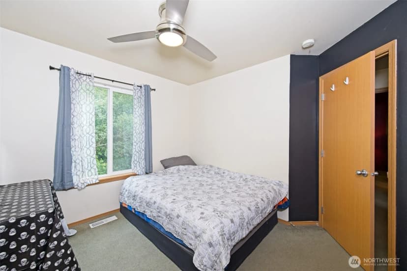 Property photo for 1117 Brentwood Drive, Bremerton photo 18