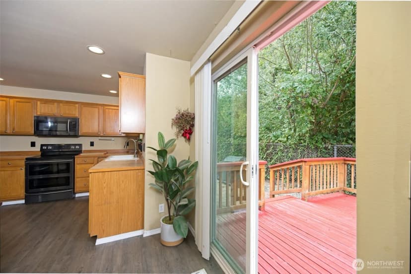 Property photo for 1117 Brentwood Drive, Bremerton photo 11