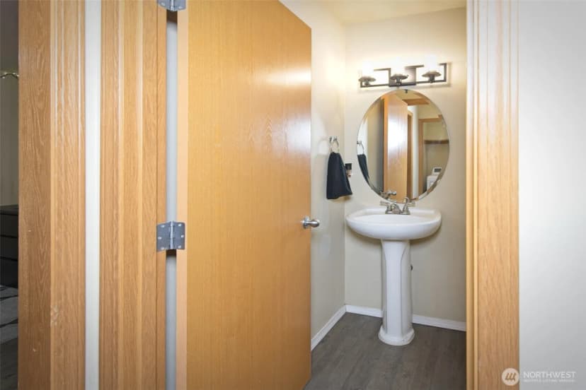 Property photo for 1117 Brentwood Drive, Bremerton photo 14