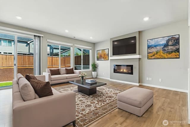 Property photo for 4967 Oceania Street Nw, Gig Harbor photo 2