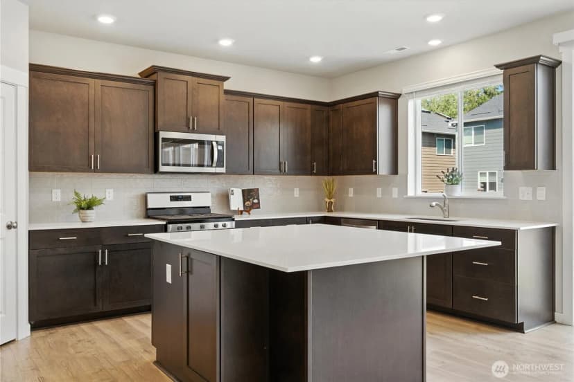 Property photo for 4967 Oceania Street Nw, Gig Harbor photo 7