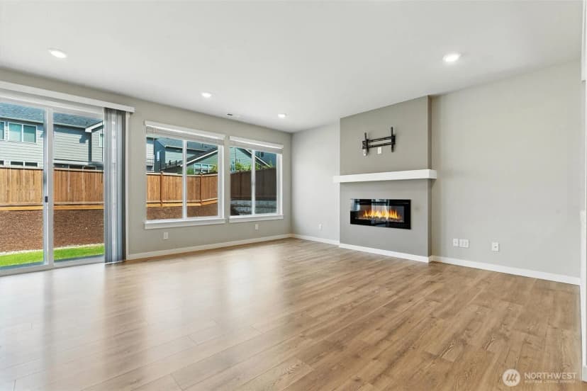 Property photo for 4967 Oceania Street Nw, Gig Harbor photo 3
