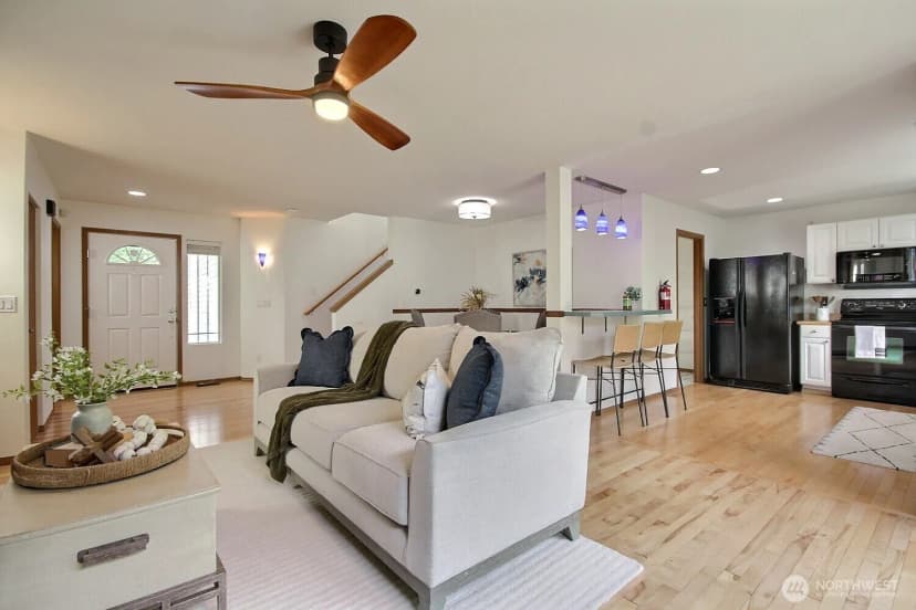 Property photo for 177 Glennwood Avenue Se, Renton photo 8