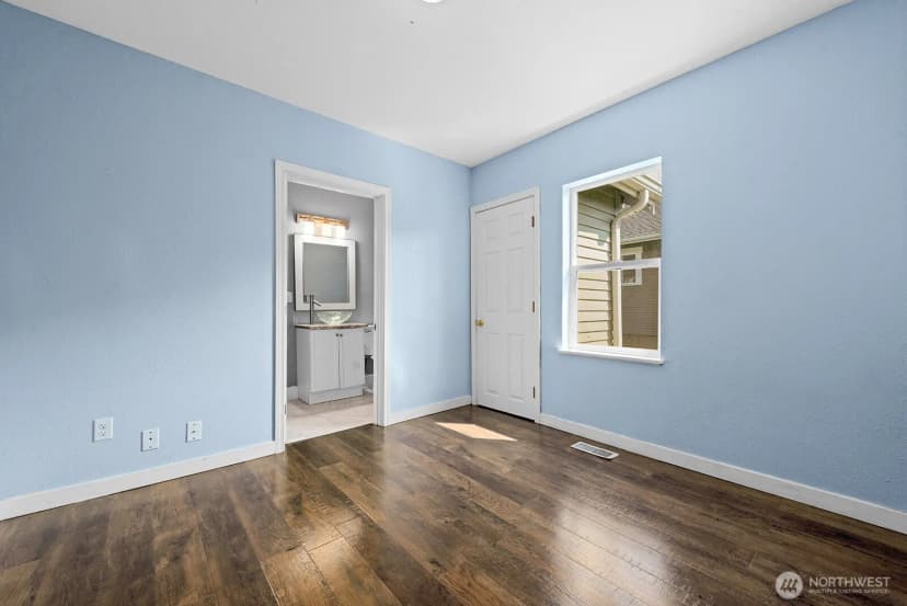 Property photo for 403 E Division Street, Mount Vernon photo 18