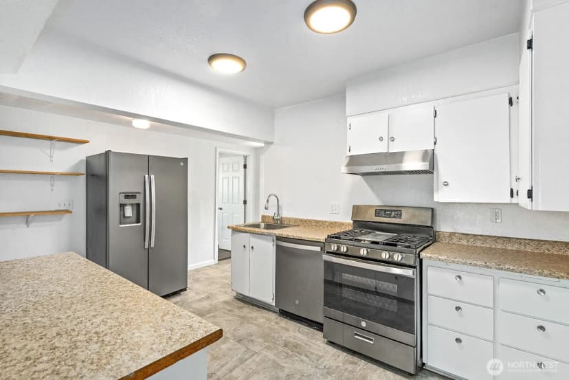 Property photo for 403 E Division Street, Mount Vernon photo 16