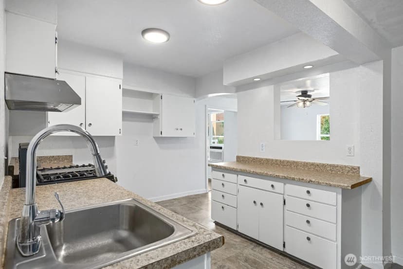 Property photo for 403 E Division Street, Mount Vernon photo 13