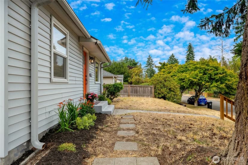 Property photo for 9819 Sw 32nd Ave, Seattle photo 37