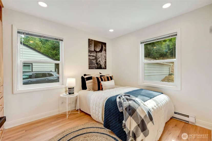 Property photo for 9819 Sw 32nd Ave, Seattle photo 15