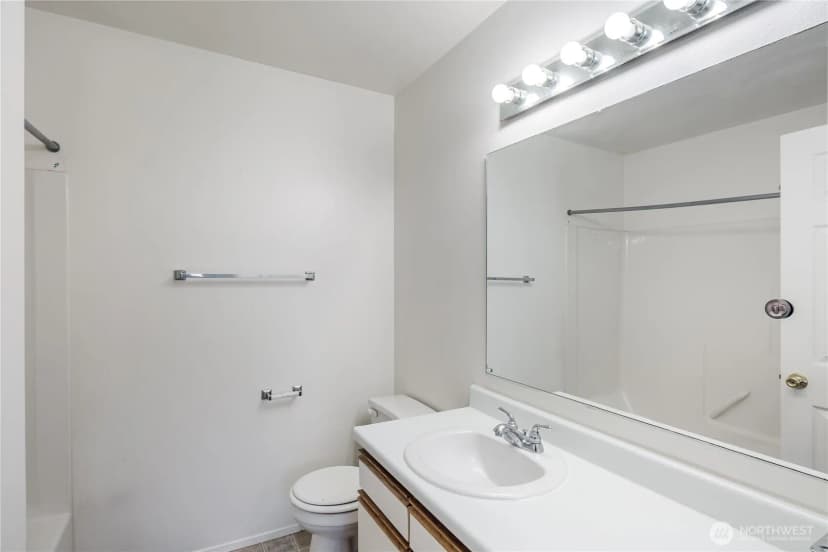 Property photo for 16602 40th Avenue Ne #a, Arlington photo 12