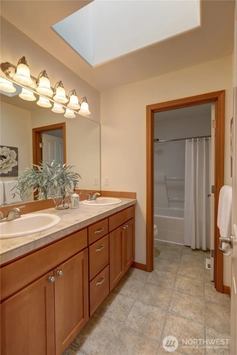 Property photo for 14332 Madison Way, Lynnwood photo 24