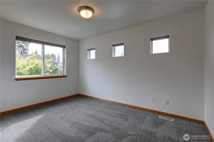 Property photo for 14332 Madison Way, Lynnwood photo 23
