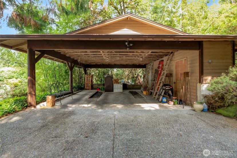 Property photo for 2024 80th Street Se, Mercer Island photo 27