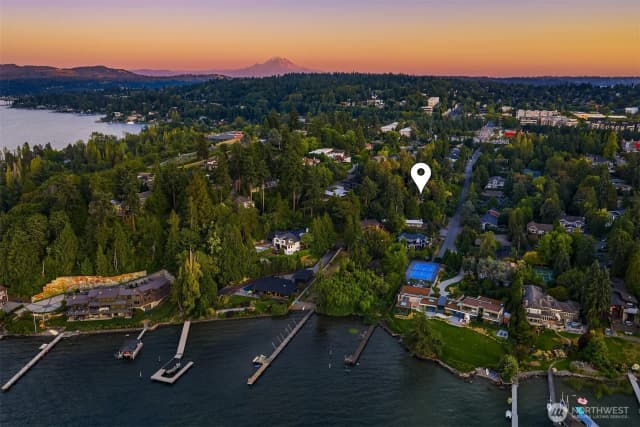 Property photo for 2024 80th Street Se, Mercer Island photo 2
