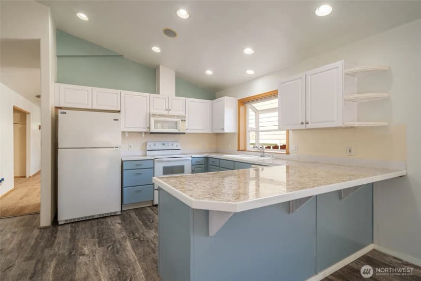 Property photo for 116 E Raymond Avenue, Chelan photo 12
