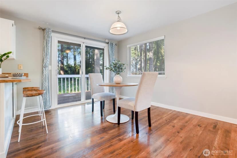 Property photo for 8065 Autumn Hills Place Ne, Bremerton photo 10