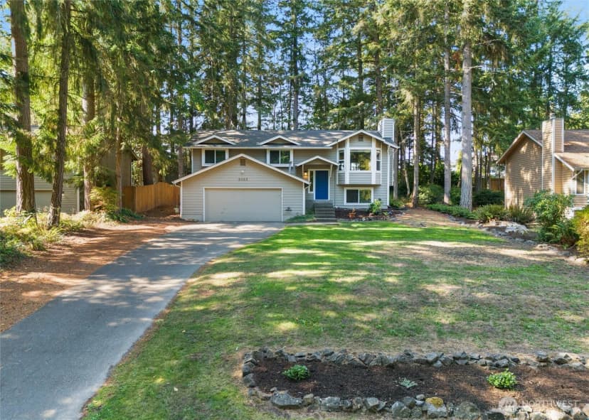 Property photo for 8065 Autumn Hills Place Ne, Bremerton