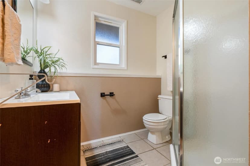 Property photo for 8065 Autumn Hills Place Ne, Bremerton photo 22