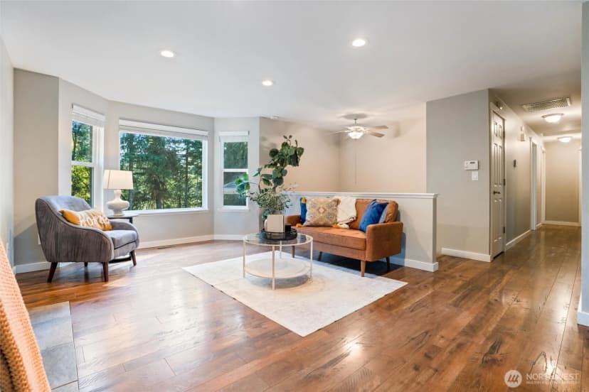 Property photo for 8065 Autumn Hills Place Ne, Bremerton photo 5
