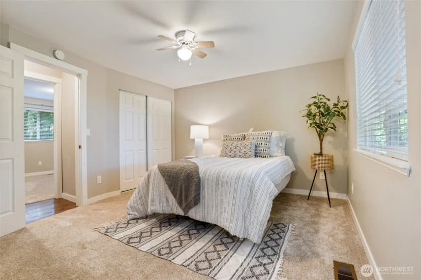 Property photo for 8065 Autumn Hills Place Ne, Bremerton photo 20