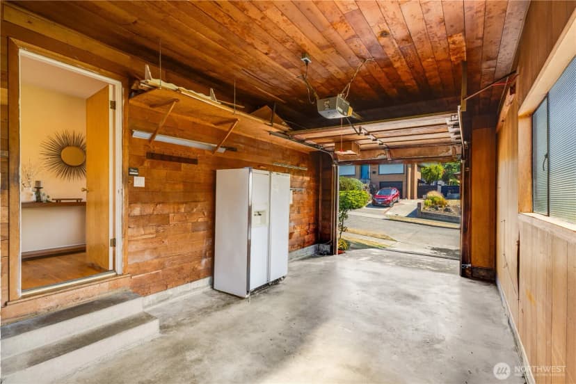 Property photo for 9111 40th Avenue Sw, Seattle photo 32