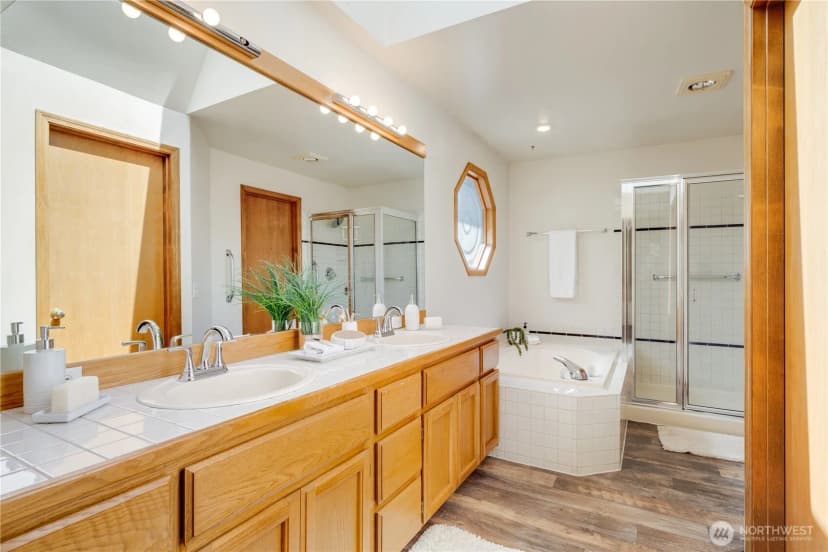 Property photo for 3708 260th Avenue Se, Sammamish photo 18