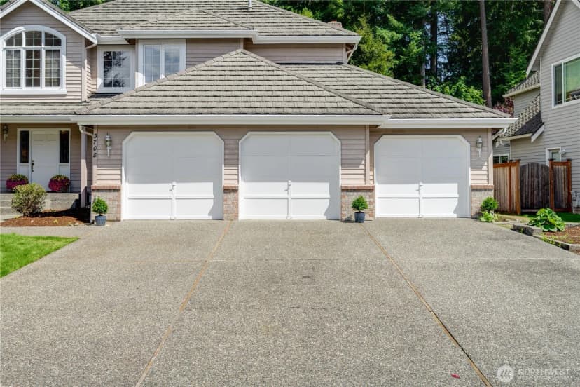 Property photo for 3708 260th Avenue Se, Sammamish photo 28