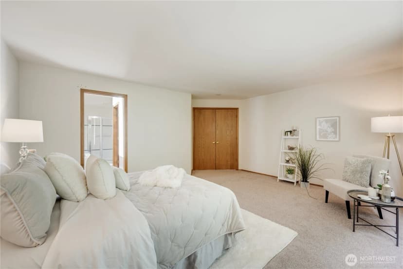 Property photo for 3708 260th Avenue Se, Sammamish photo 17