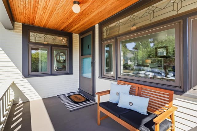 Property photo for 3901 Bagley Avenue N, Seattle photo 3