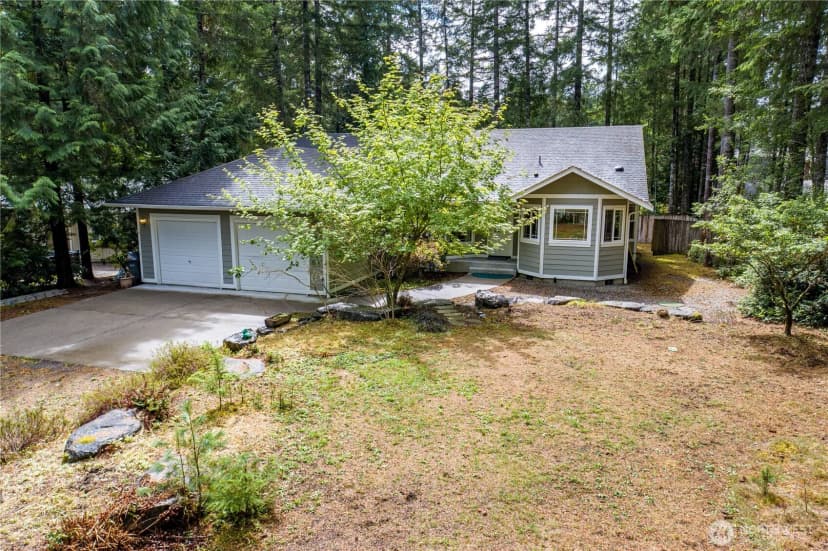 Property photo for 101 E Paisley Way, Shelton
