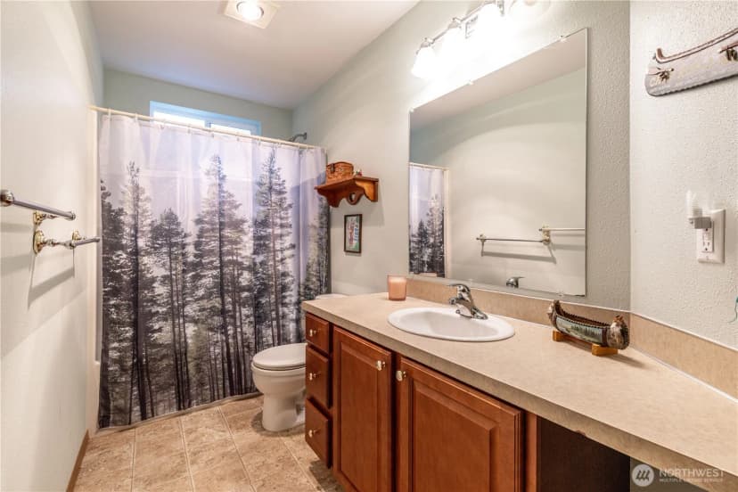 Property photo for 101 E Paisley Way, Shelton photo 22